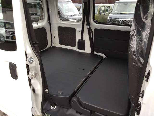 ダイハツ ハイゼットカーゴ ６６０ スペシャル R7年 (関東) 99