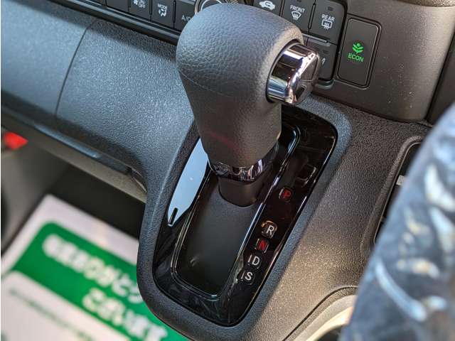 ホンダ Ｎ　ＢＯＸ カスタム ６６０ R7年 (関東) 99