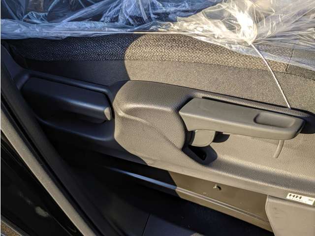 ホンダ Ｎ　ＢＯＸ カスタム ６６０ R7年 (関東) 99