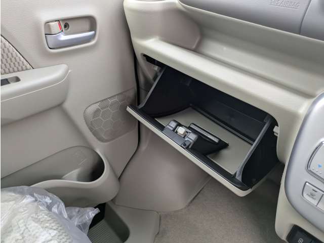 スズキ エブリイワゴン ６６０ ＰＺターボスペシャル ハイルーフ R7年 (関東) 99