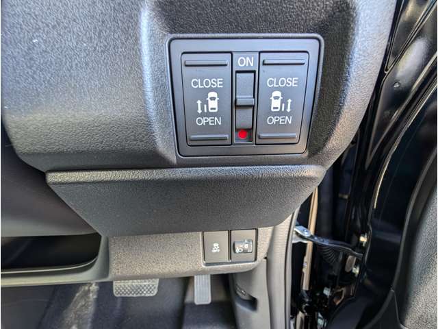 ホンダ Ｎ　ＢＯＸ カスタム ６６０ ターボ R7年 (関東) 99