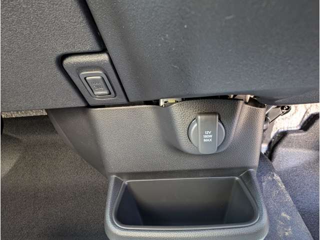 ホンダ Ｎ　ＢＯＸ カスタム ６６０ ターボ R7年 (関東) 99