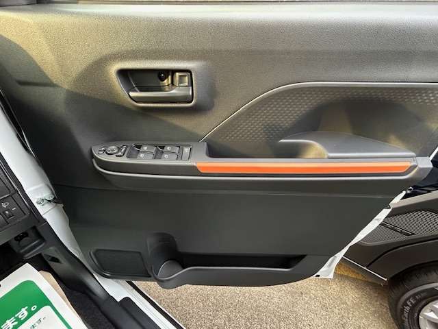 ダイハツ タント ６６０ ファンクロス R7年 (関東) 99