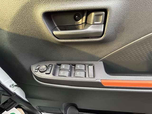 ダイハツ タント ６６０ ファンクロス R7年 (関東) 99