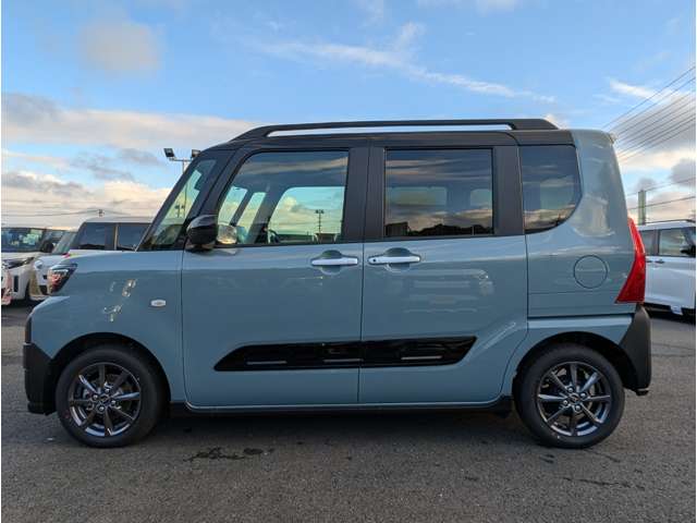 ダイハツ タント ６６０ ファンクロスターボ R7年 (関東) 99