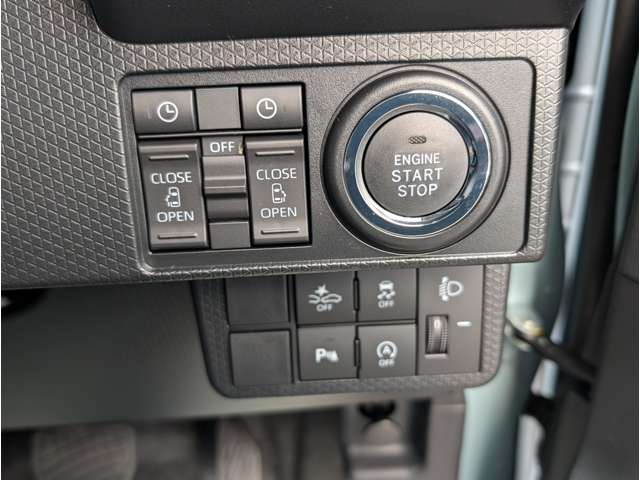 ダイハツ タント ６６０ ファンクロスターボ R7年 (関東) 99