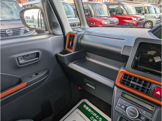 ダイハツ タント ６６０ ファンクロスターボ R7年 (関東) 99