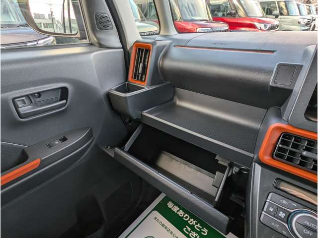 ダイハツ タント ６６０ ファンクロスターボ R7年 (関東) 99