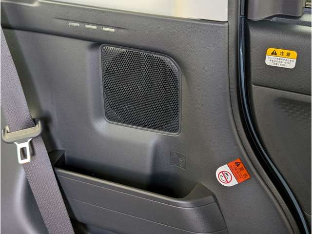 ダイハツ タント ６６０ ファンクロスターボ R7年 (関東) 99