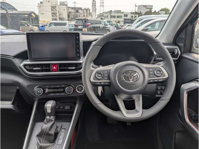 トヨタ ライズ １．２ Ｚ R7年 (関東) 99