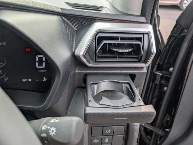 トヨタ ライズ １．２ Ｚ R7年 (関東) 99