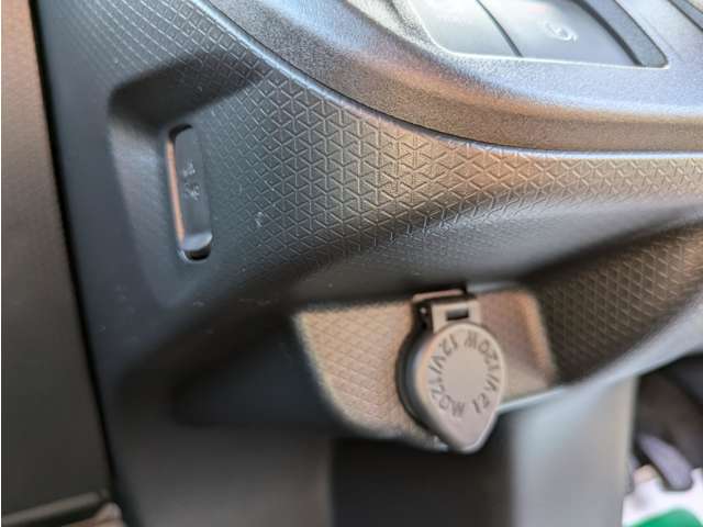 ダイハツ タント ６６０ ファンクロス R7年 (関東) 99