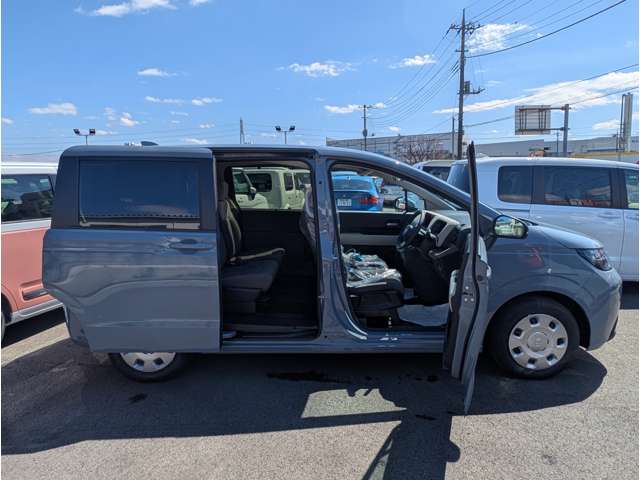 ホンダ フリード １．５ エアー R7年 (関東) 99