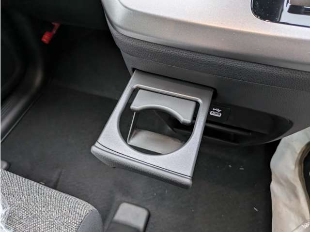 ホンダ フリード １．５ エアー R7年 (関東) 99