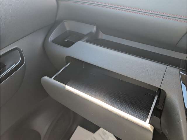 日産 ルークス ６６０ ハイウェイスターＧターボ プロパイロット エディション R7年 (関東) 99