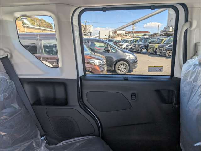 日産 ルークス ６６０ ハイウェイスターＧターボ プロパイロット エディション R7年 (関東) 99