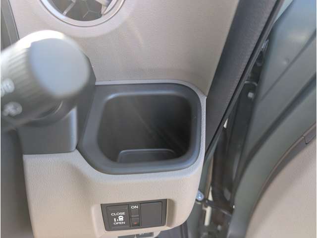 ホンダ Ｎ　ＢＯＸ ジョイ ６６０ ２トーン R6年 (関東) 99