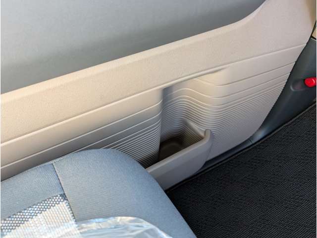 ホンダ Ｎ　ＢＯＸ ジョイ ６６０ ２トーン R6年 (関東) 99