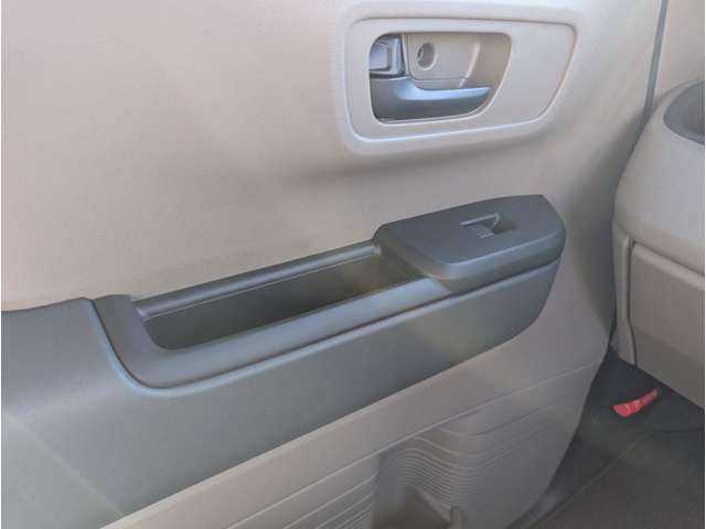 ホンダ Ｎ　ＢＯＸ ジョイ ６６０ ２トーン R6年 (関東) 99