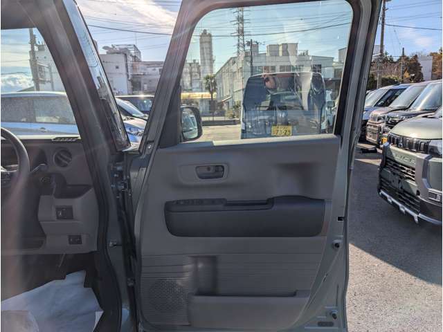 ホンダ Ｎ　ＢＯＸ ジョイ ６６０ ２トーン R6年 (関東) 99