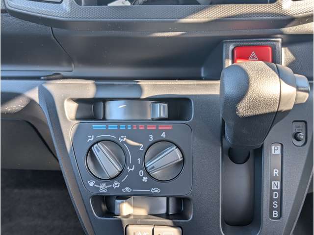 ダイハツ ミラ　イース ６６０ Ｌ ＳＡＩＩＩ R7年 (関東) 99