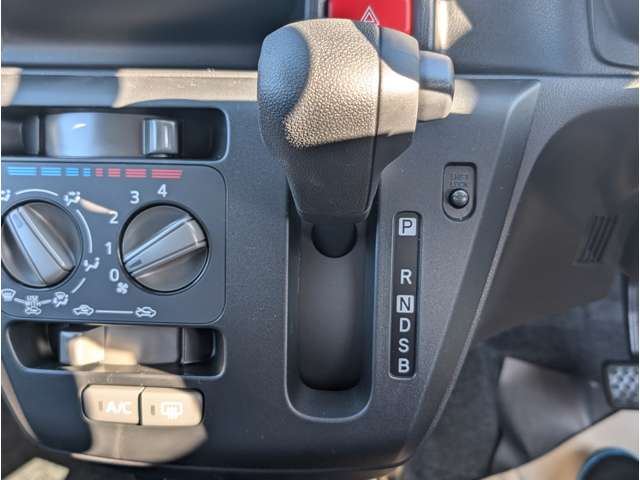 ダイハツ ミラ　イース ６６０ Ｌ ＳＡＩＩＩ R7年 (関東) 99