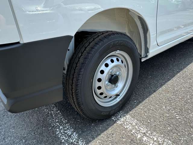 ダイハツ ハイゼットカーゴ ６６０ デラックス R7年 (関東) 99