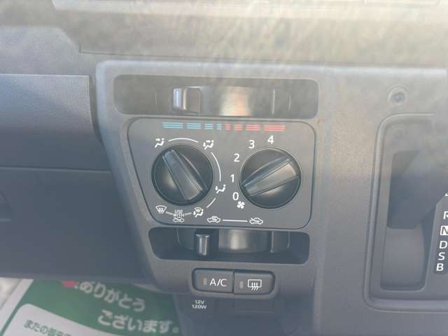 ダイハツ ハイゼットカーゴ ６６０ デラックス R7年 (関東) 99