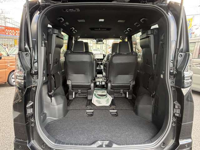 トヨタ ヴォクシー １．８ ハイブリッド Ｓ－Ｚ R7年 (関東) 99