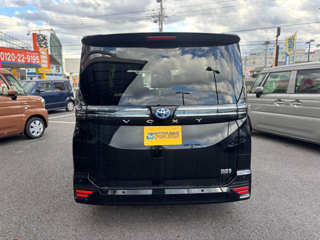 トヨタ ヴォクシー １．８ ハイブリッド Ｓ－Ｚ R7年 (関東) 99