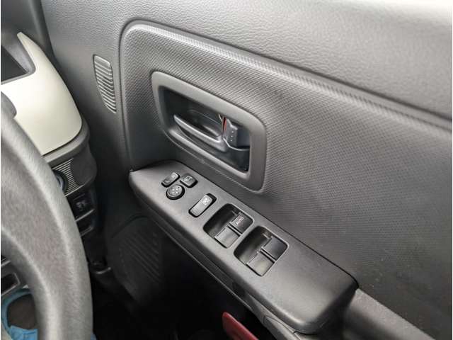 スズキ スペーシア ６６０ ハイブリッド Ｇ R5年 (関東) 99