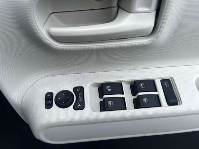 ダイハツ ムーヴ　キャンバス ６６０ ストライプス Ｘ R7年 (関東) 99