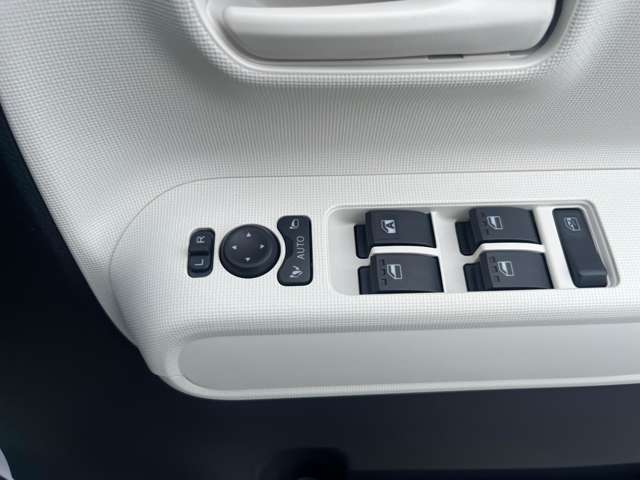 ダイハツ ムーヴ　キャンバス ６６０ ストライプス Ｘ R7年 (関東) 99