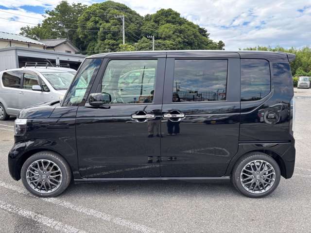 ホンダ Ｎ　ＢＯＸ カスタム ６６０ ターボ R7年 (関東) 99