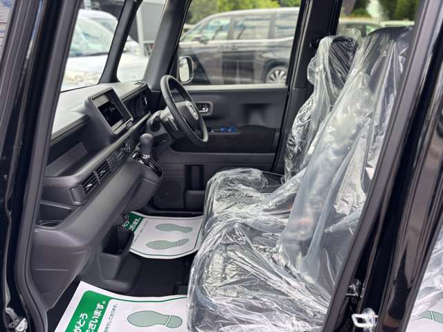 ホンダ Ｎ　ＢＯＸ カスタム ６６０ ターボ R7年 (関東) 99