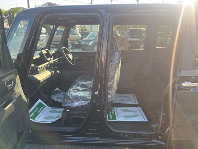 ホンダ Ｎ　ＢＯＸ カスタム ６６０ R7年 (関東) 99