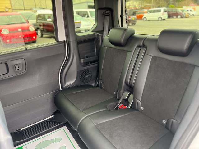 ホンダ Ｎ　ＢＯＸ カスタム ６６０ ターボ R7年 (関東) 99