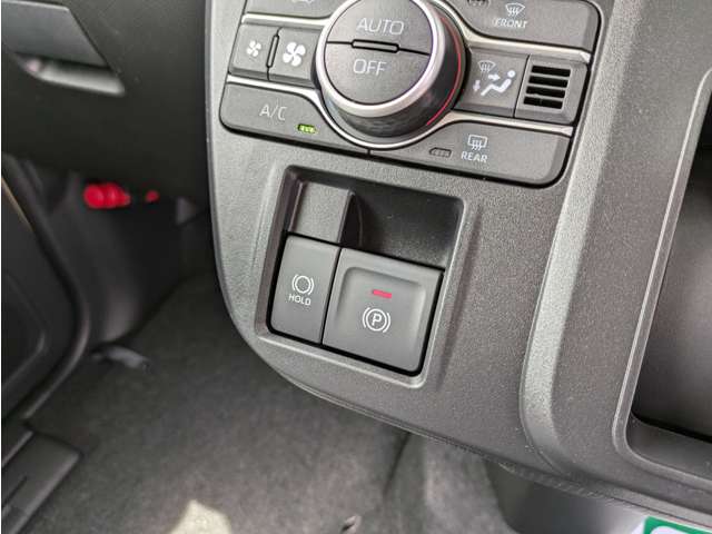 ダイハツ タント ６６０ ファンクロスターボ R7年 (関東) 99