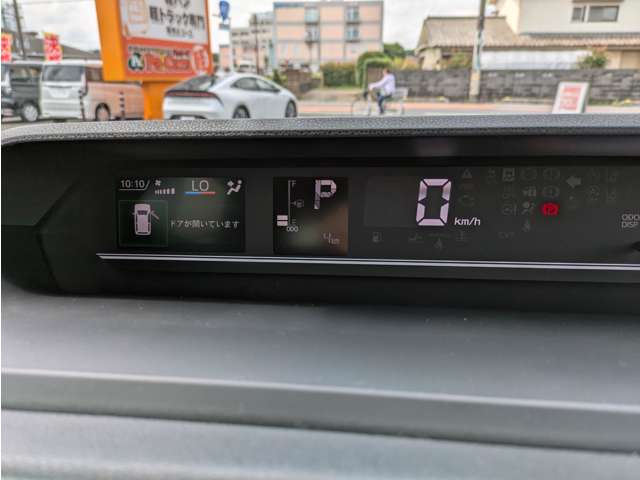 ダイハツ タント ６６０ ファンクロスターボ R7年 (関東) 99