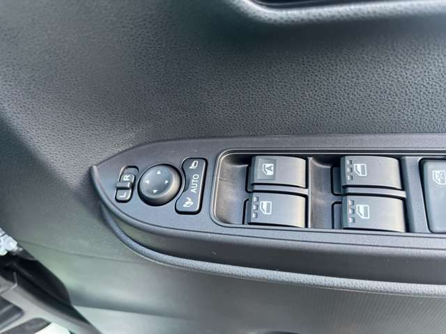 ダイハツ タント ６６０ カスタム ＲＳ R7年 (関東) 99