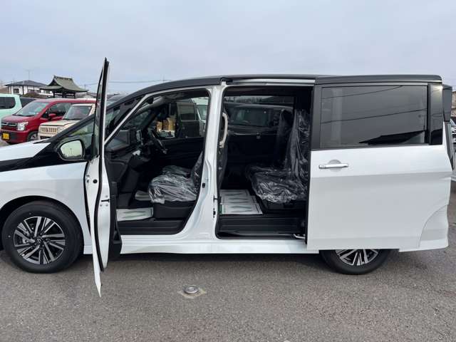 日産 セレナ ２．０ ハイウェイスターＶ R7年 (関東) 99