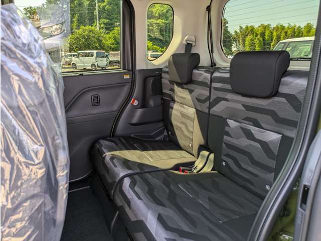 ダイハツ タント ６６０ ファンクロス R7年 (関東) 99