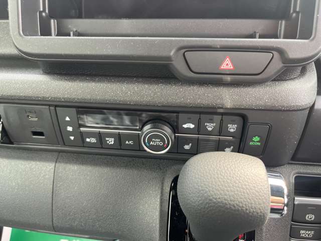 ホンダ Ｎ　ＢＯＸ カスタム ６６０ ターボ R7年 (関東) 99