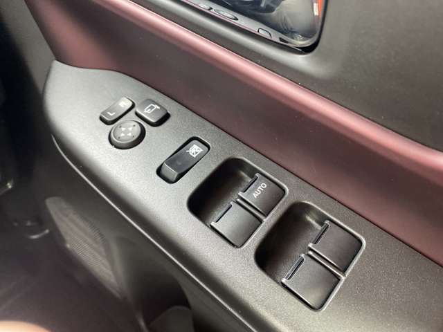 スズキ スペーシア ６６０ カスタム ハイブリッド ＸＳ R7年 (関東) 99