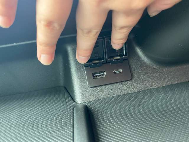 スズキ スペーシア ６６０ カスタム ハイブリッド ＸＳ R7年 (関東) 99