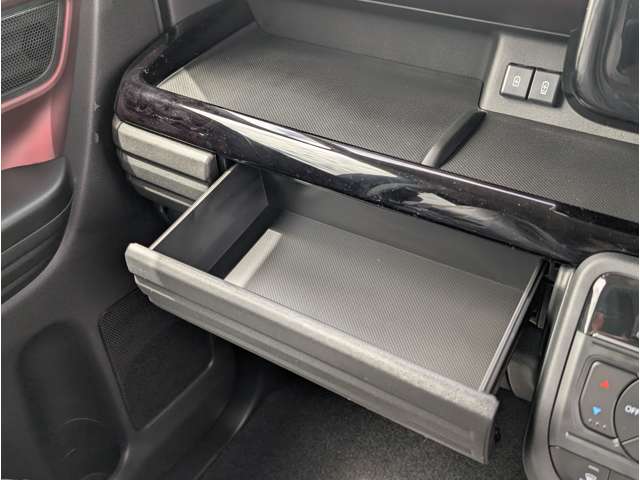 スズキ スペーシア ６６０ カスタム ハイブリッド ＧＳ R7年 (関東) 99