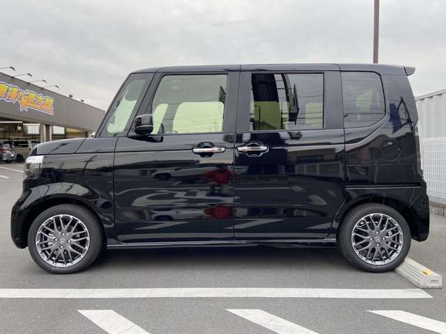 ホンダ Ｎ　ＢＯＸ カスタム ６６０ ターボ R7年 (関東) 99