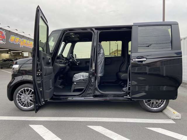 ホンダ Ｎ　ＢＯＸ カスタム ６６０ ターボ R7年 (関東) 99