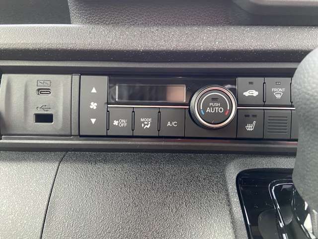 ホンダ Ｎ　ＢＯＸ カスタム ６６０ ターボ R7年 (関東) 99