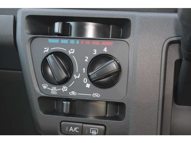 ダイハツ ハイゼットカーゴ ６６０ クルーズ R7年 (関東) 99